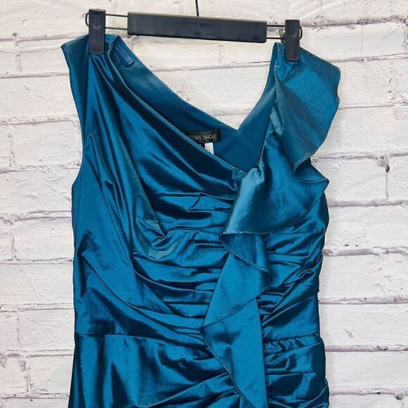 Tadashi Shoji Eclipse Stretch Taffeta Ruched Side Draped Ruffle Dress size 4 - Picture 2 of 10
